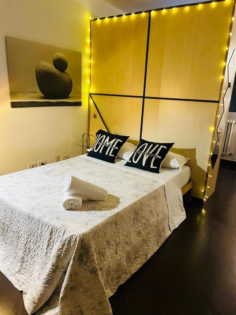 Easy Room Italy Prada Milano Dış mekan fotoğraf